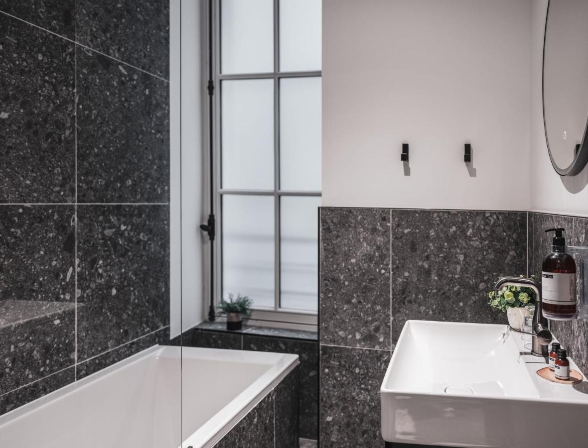 Appartements Crebillon - Maisons Du Monde Hotel & Suites 낭트 외부 사진